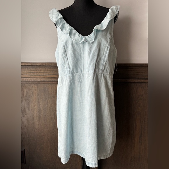 Old Navy Dresses & Skirts - Old Navy Sleeveless Ruffle Fit and Flare Chambray Dress size XL NWT